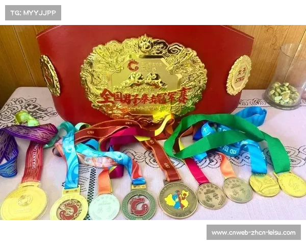 全运会拳击纪念品融合岭南文化元素，独具特色广受欢迎