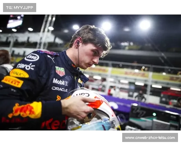 维斯塔潘:不放弃卫冕希望,将战斗到赛季最后一圈 维斯塔潘:不放弃卫冕希望,将战斗到赛季最后一圈